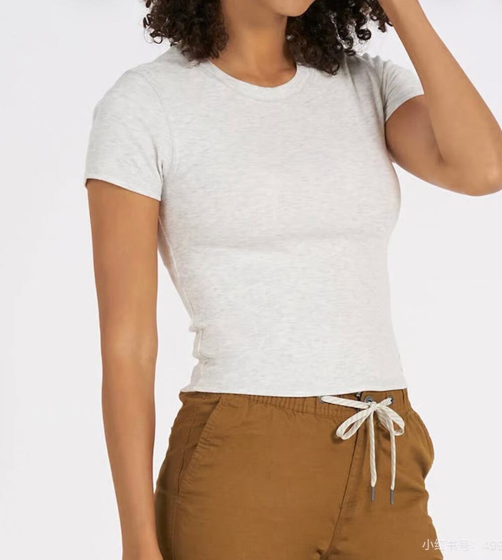 Vuori light heather gray Mudra Fitted Tee